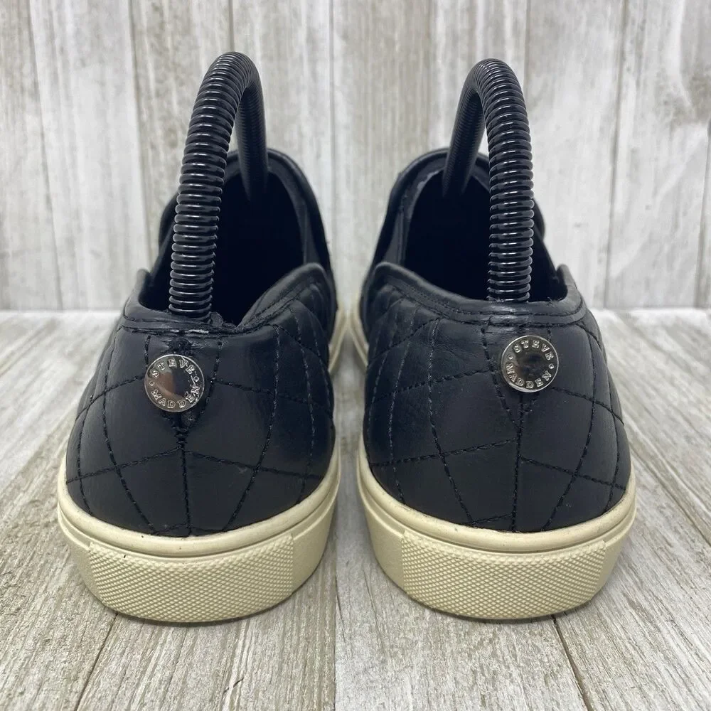 Steve Madden Ecentrcq Slip-On Comfort Shoes Women's Size 8.5M Black Quilted - Picture 5 of 9